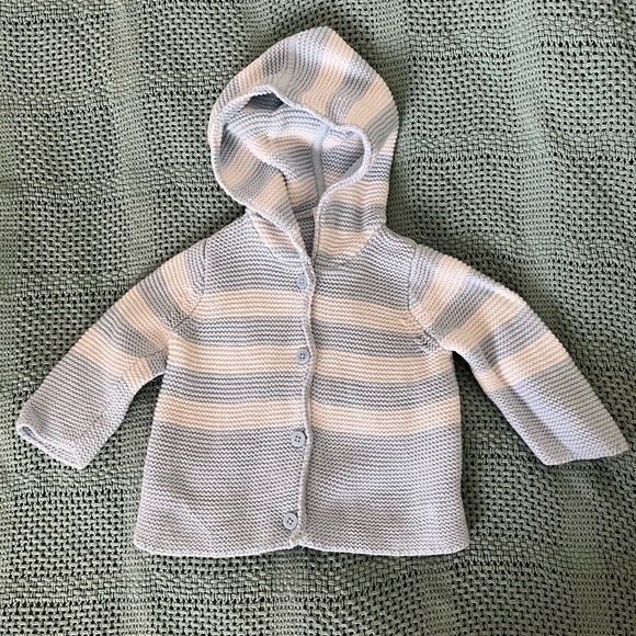 2/$10 👗 Hanna Andersson Hooded Sweater - Picture 1 of 5